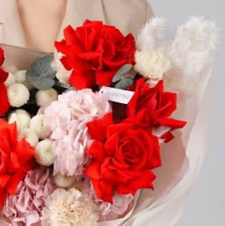 avtorskij buket s orhideej i francuzskoj rozoj 7-7